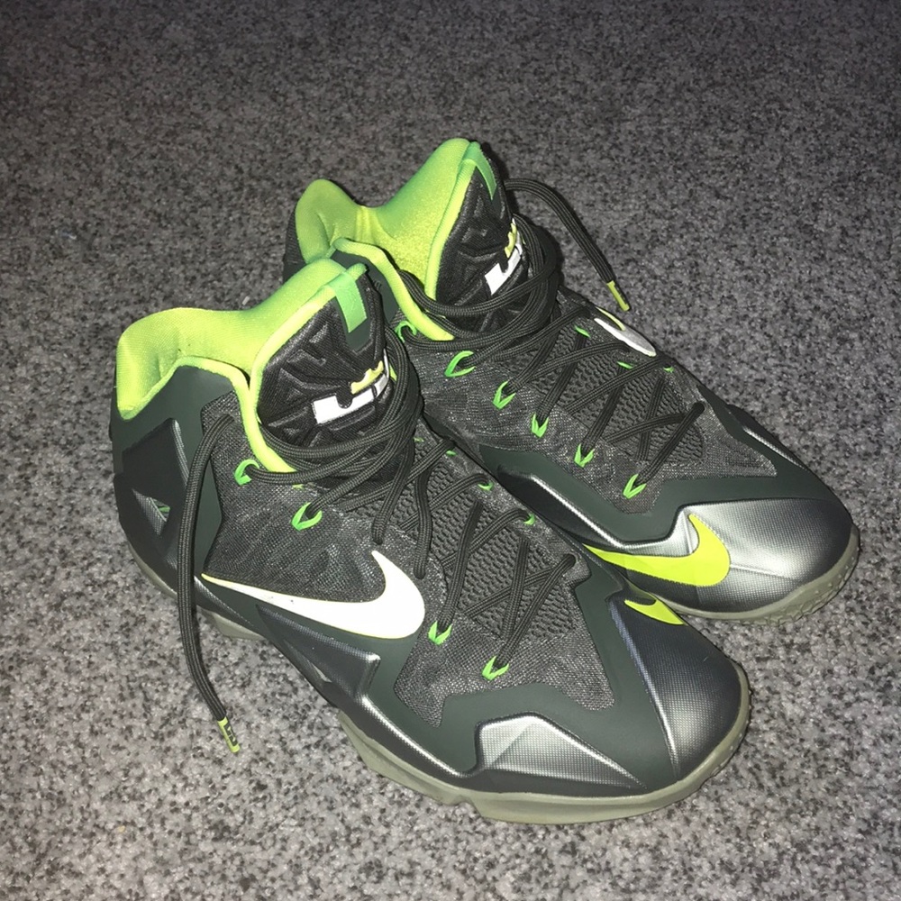 Lebron 11 Dunkman
